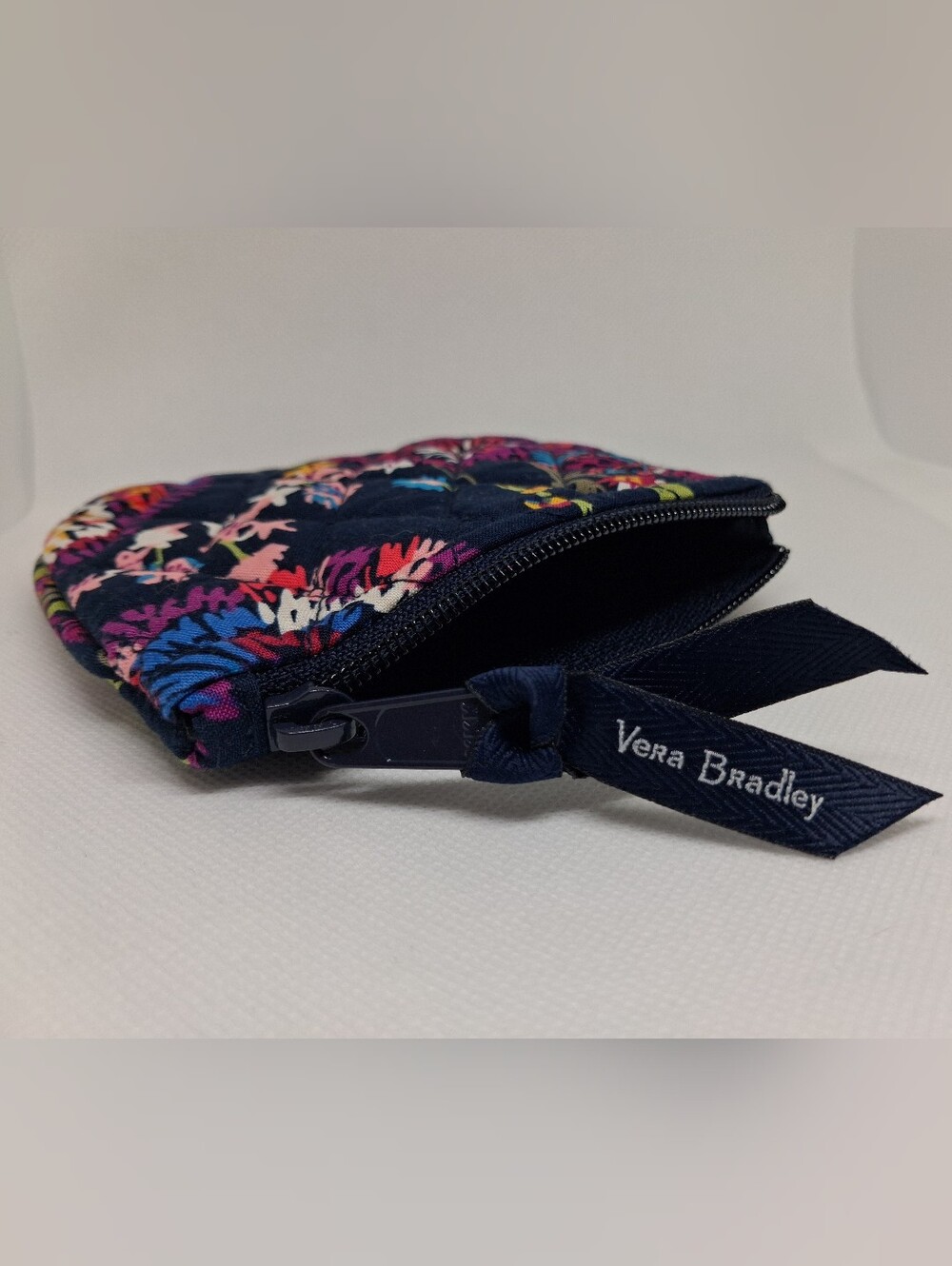 Vera Bradley Navy Floral Quilted Zip Coin Pouch with Ribbon Pull • small ♡